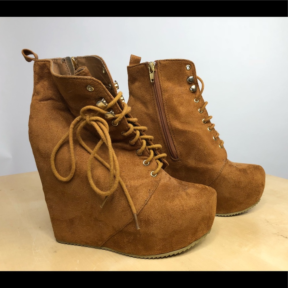 Brown wedges